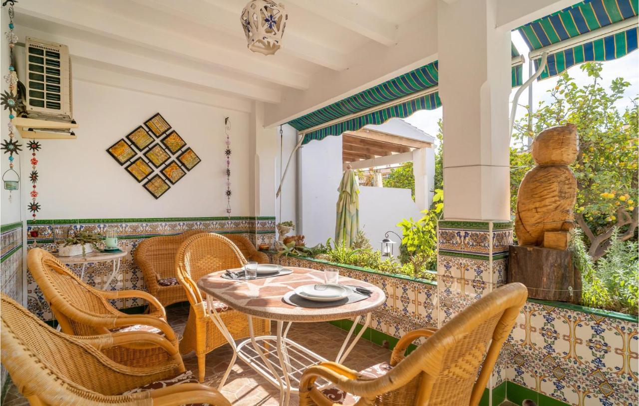 3 Bedroom Stunning Home In Торре-дель-Мар Екстер'єр фото